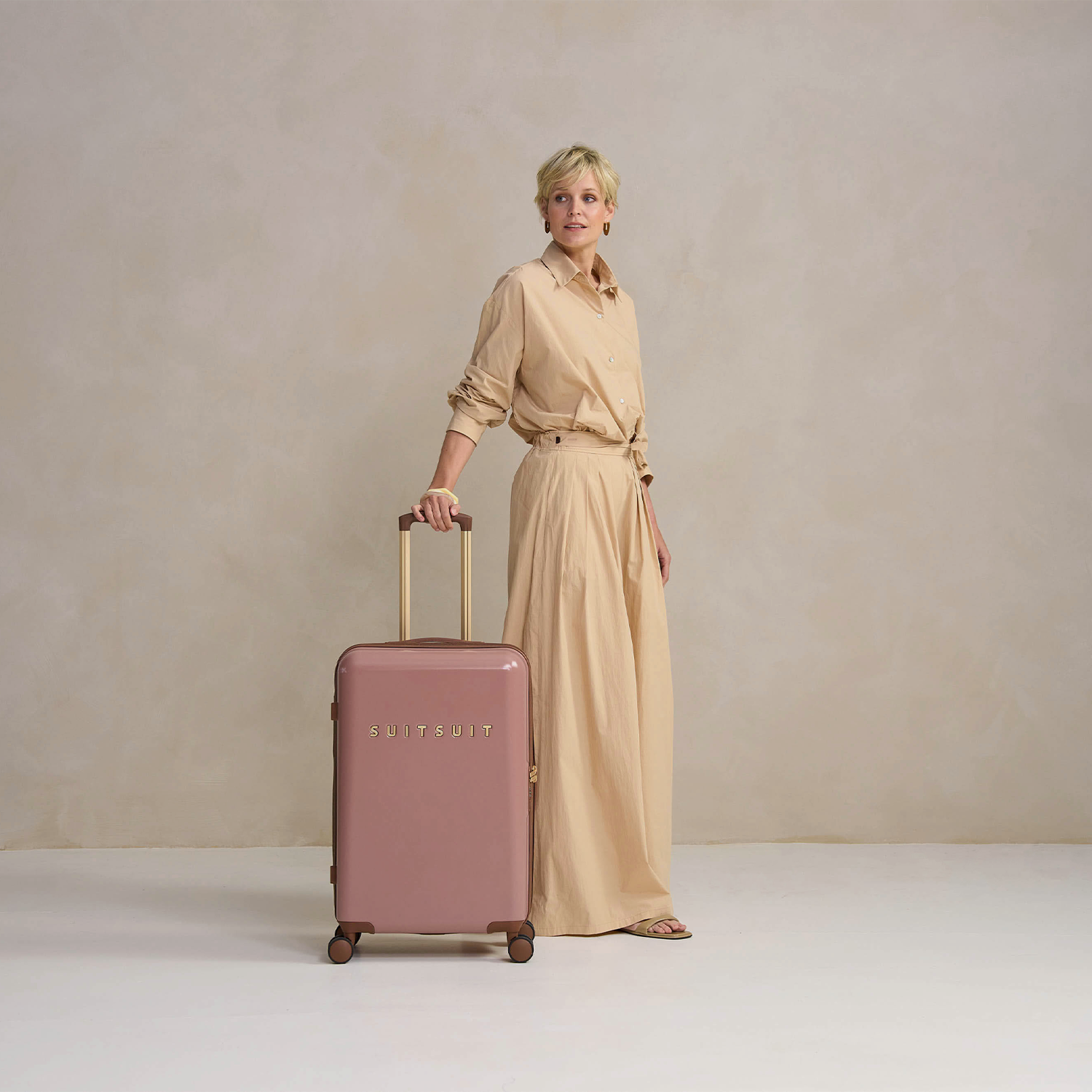 Fab Seventies - Old Rose -  Check-in (24 inch)