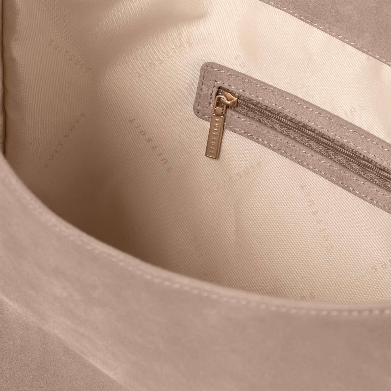 Fab Seventies Special Edition - Sandy Brown - Slouchy Bag (Suede)