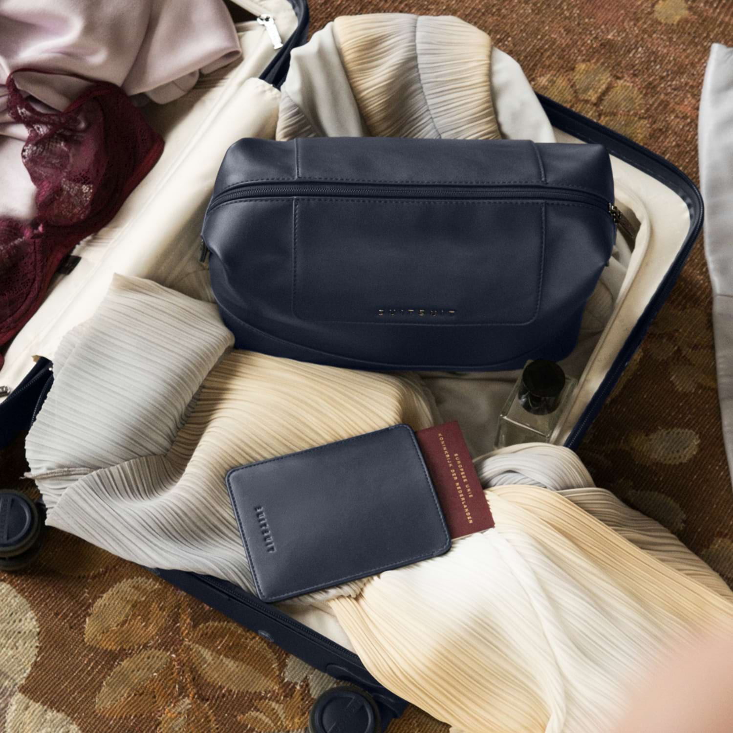 Mystique - Midnight Blue - Toiletry Bag XL